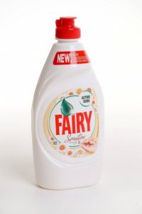 Dish soap Fairy Chamomile, delicate, 450ml