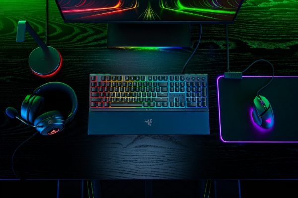 Razer Ornata V3 Wired Gaming keyboard, USB, RGB LED, US, Mecha-membrane switch, Black